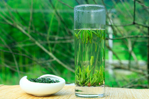 喝开化龙顶茶对身体有什么好处