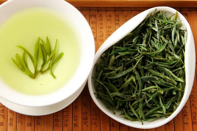 喝开化龙顶茶有什么好处，盘点开化龙顶茶的七大功效