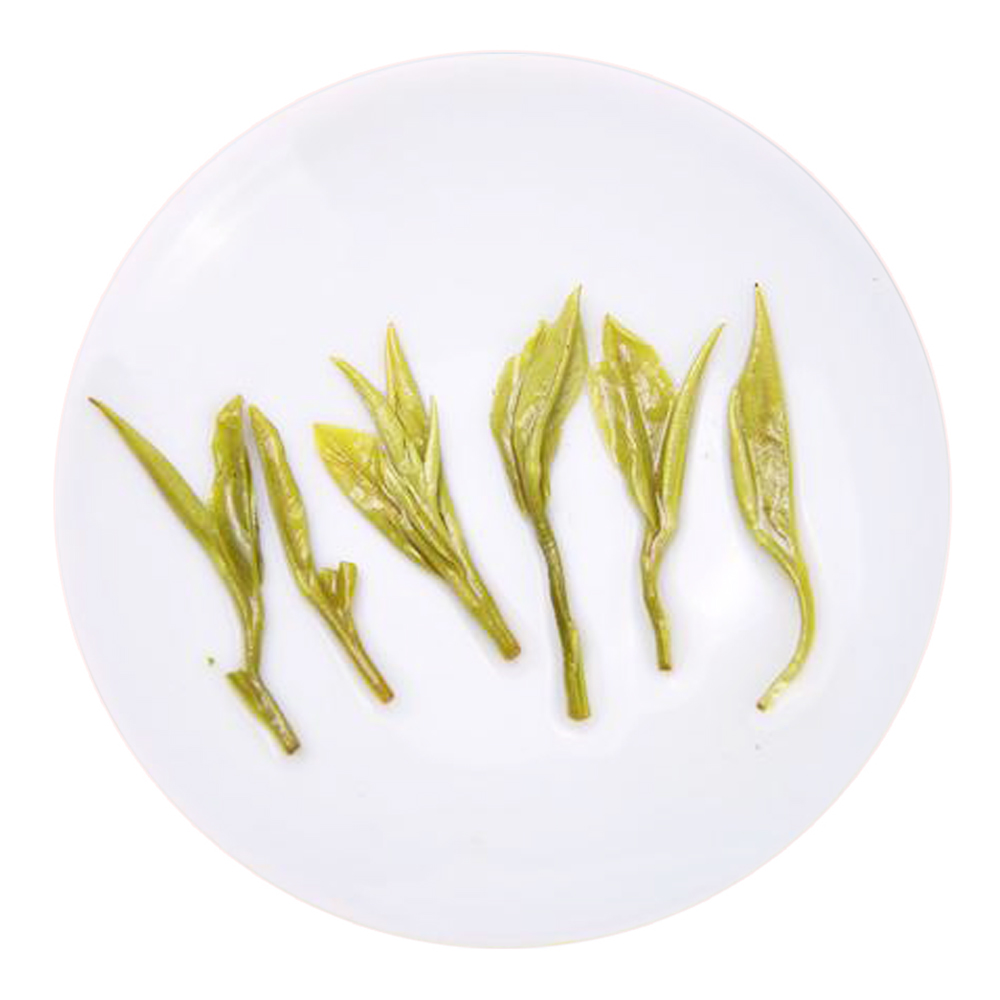 涌溪火青：且将新火试青茶，诗酒趁年华。