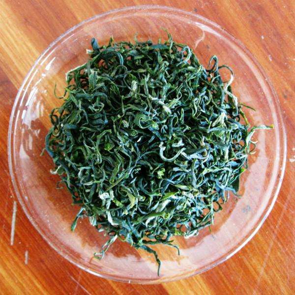 喝鸠坑毛尖茶有什么好处，盘点鸠坑毛尖茶的七大功效