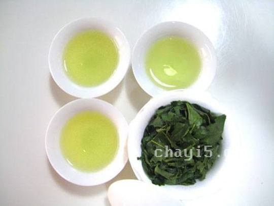 茶叶泉岗辉白的作用与禁忌