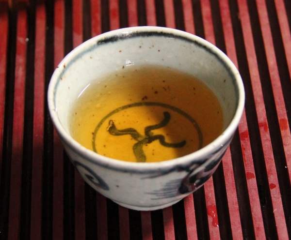 宝洪茶的功效与禁忌事项