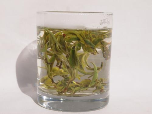 喝云海白毫茶有什么好处，盘点云海白毫茶的八大功效