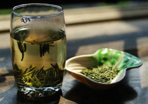 宝顶绿茶的功效与禁忌事项