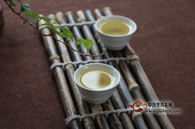 遵义毛峰的采摘和制作工艺