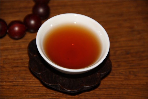普洱茶和雪峰毛尖冲泡口感区别