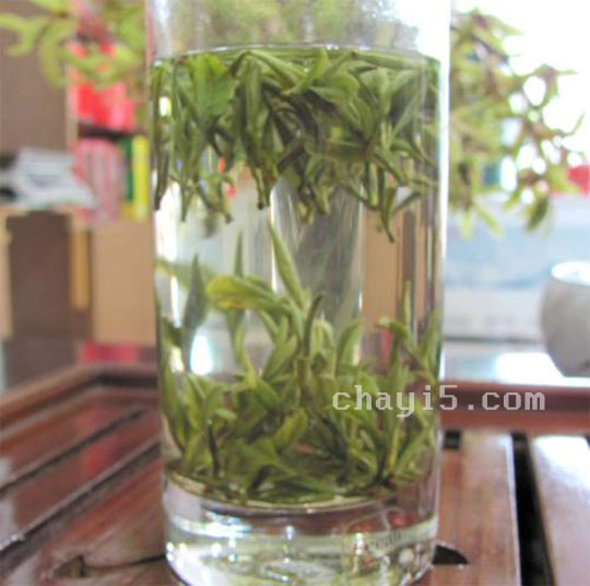 茶叶瀑布茶的作用与禁忌