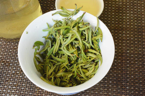 喝云南白毫茶对身体有什么好处