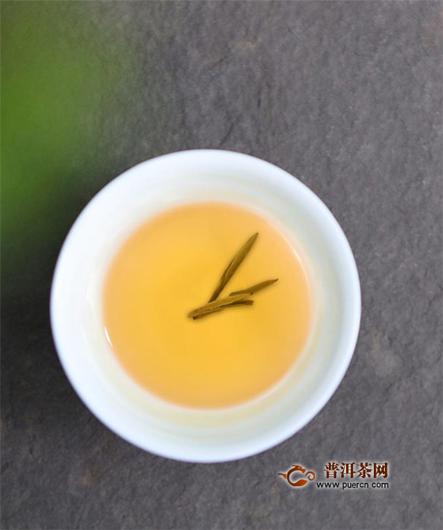 蒙顶黄芽的特点：黄叶黄汤