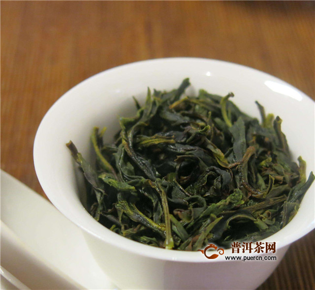 凤凰单丛适合什么茶具？常用的盖碗和紫砂壶即可
