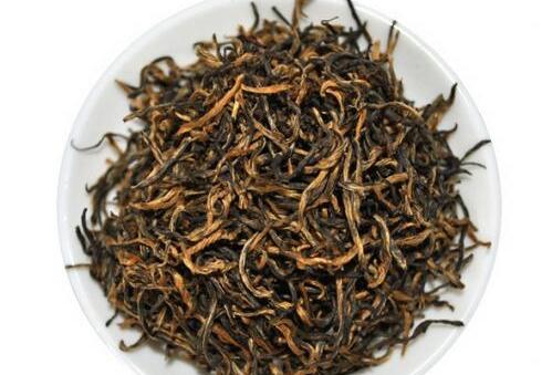 如何区分真假金骏眉？真假金骏眉的辨别方法