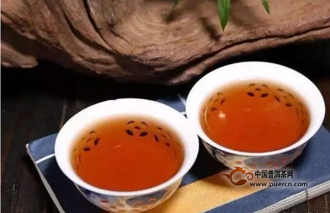 常喝普洱茶，却分不清老茶头、茶化石和碎银子之间的区别
