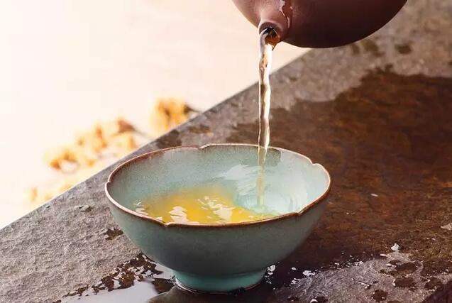 闲来一杯柑普茶，清新又温暖
