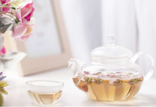 玫瑰花茶的功效与作用——令女人焕发青春活力