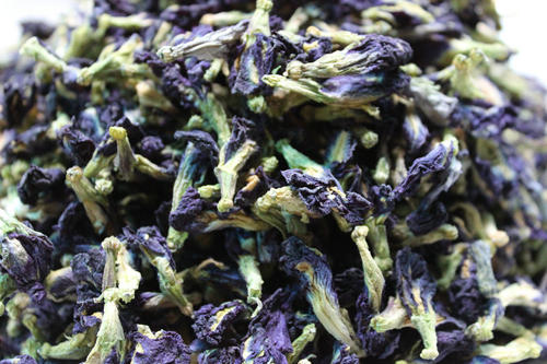 蓝蝴蝶花茶怎么冲泡 蓝蝴蝶花茶的搭配方法