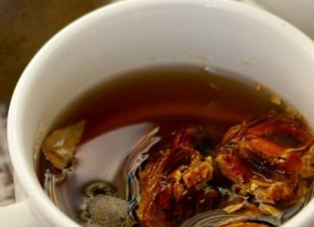 罗汉果泡茶喝的方法和功效