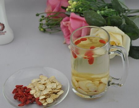 黄芪可以直接泡水喝吗 有哪些功效和禁忌