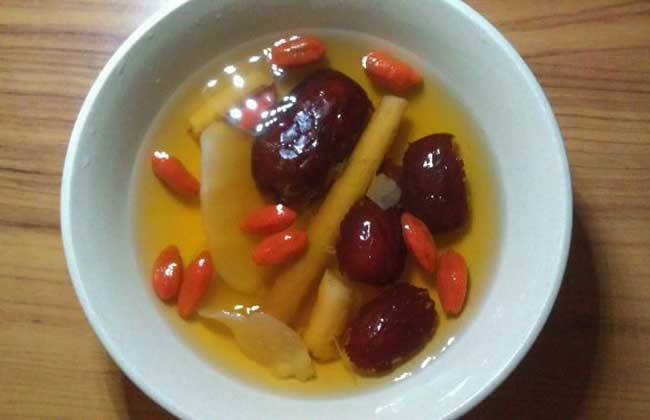 黄芪泡水一次放多少片比较合适
