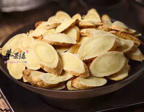 黄芪泡水喝要注意什么