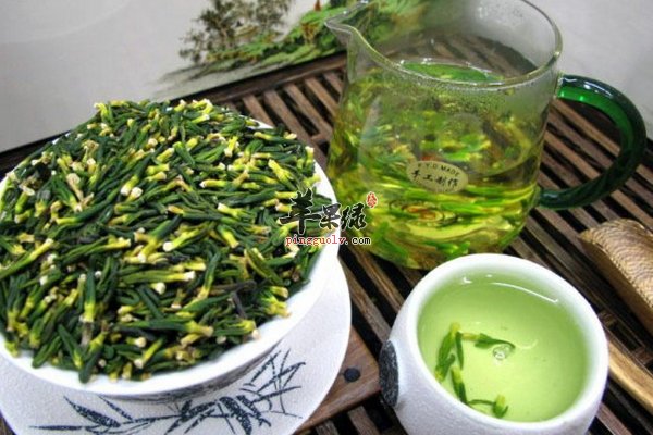 莲子心泡水的功效以及副作用