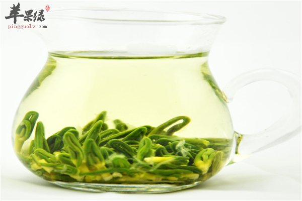 莲子心泡茶有什么好处