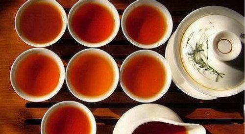 肠胃炎能喝红茶吗