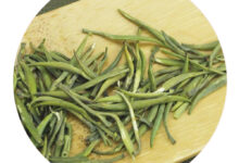 南山寿眉：茶似老寿星的眉毛，故名南山寿眉-茗扬网