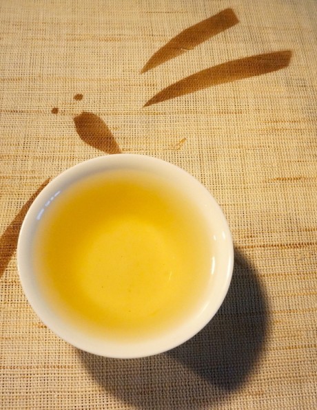 冻顶乌龙茶的泡法 是绿茶吗？