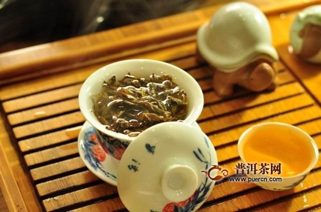 如何冲泡白鸡冠茶