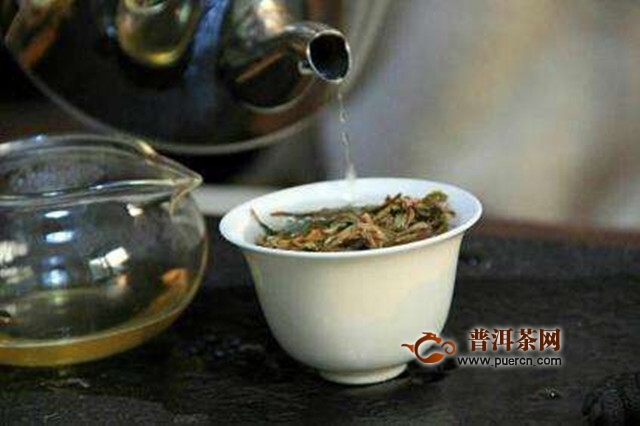 如何冲泡白鸡冠茶