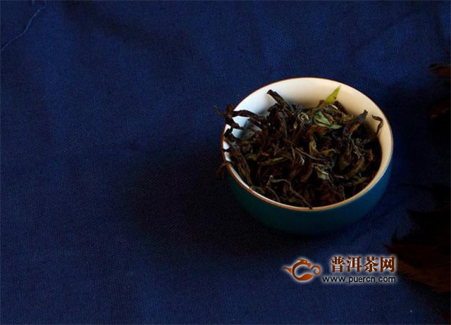 岩茶四大名枞是哪些？白鸡冠、半天腰、水金龟、铁罗汉