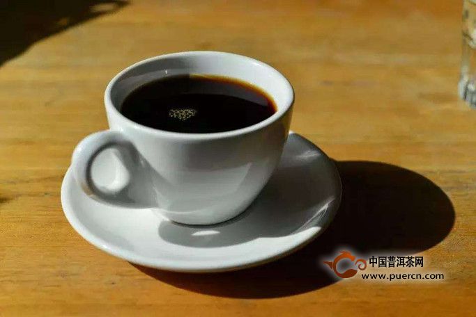 如何用锡兰红茶做奶茶
