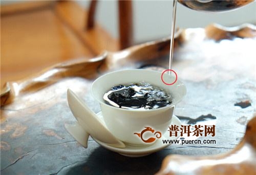 黑砖茶怎么喝更健康？喝黑砖茶的注意事项