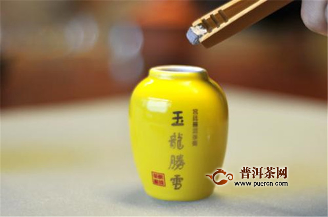 如何品鉴普洱茶膏
