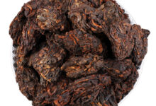 老茶头:一团一团的茶疙瘩-茗扬网