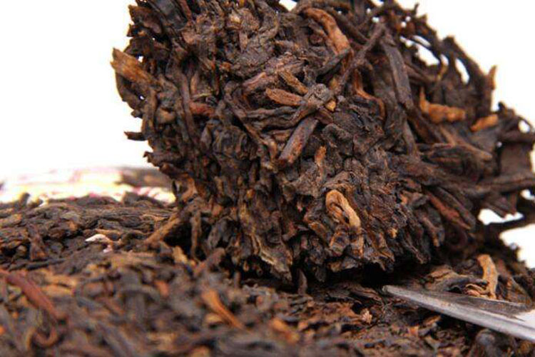 普洱生茶与熟茶在品质上有什么区别？