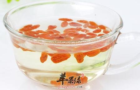 经常失眠不如多喝枸杞子茶